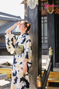 Yukata Đen Hoa Trắng