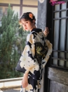Yukata Đen Hoa Trắng