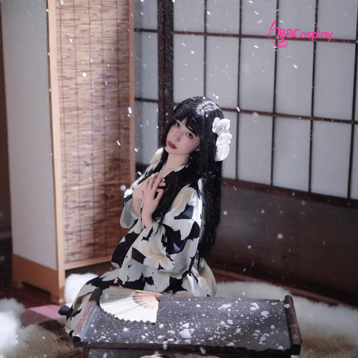 Yukata Đen Hoa Trắng