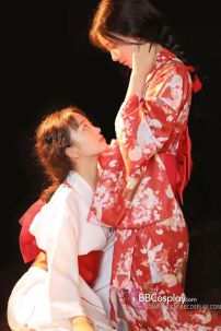 Áo Yukata Shiro Aka Nền Trắng Phối Đỏ Tặng Kèm Thắt Lưng