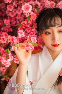 Áo Yukata Shiro Aka Nền Trắng Phối Đỏ Tặng Kèm Thắt Lưng
