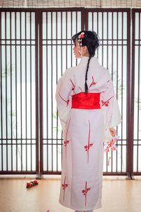 Áo Yukata Shiro Aka Nền Trắng Phối Đỏ Tặng Kèm Thắt Lưng