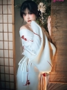 Áo Yukata Shiro Aka Nền Trắng Phối Đỏ Tặng Kèm Thắt Lưng