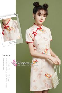 Sườn Xám Linh Lộc Thuần Dương Viền Đỏ Nền Trắng