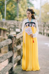 Thuê Hán Phục Thiều Hoa Giai Nữ