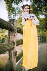 Thuê Hán Phục Thiều Hoa Giai Nữ