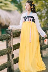 Thuê Hán Phục Thiều Hoa Giai Nữ