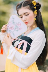 Thuê Hán Phục Thiều Hoa Giai Nữ