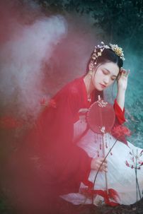 Áo Khoác Ngoài Hán Phục Thêu Hoa Bỉ Ngạn