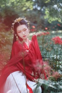 Áo Khoác Ngoài Hán Phục Thêu Hoa Bỉ Ngạn