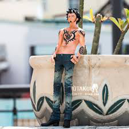 Mô Hình Figure Law - The King Of Artist