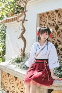 Hán Phục Cách Tân Vân Lưu