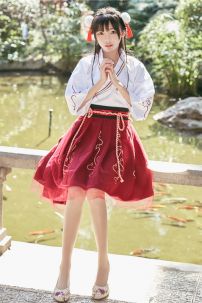 Hán Phục Cách Tân Vân Lưu