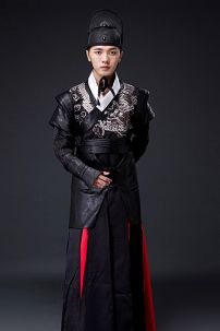 Trang Phục Cẩm Y Vệ Minh Triều Cẩm Bào Nguyên Soái Thêu Rồng Vải Da Cao Cấp