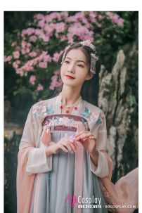 Hán Phục Mộng Mẫu Đơn