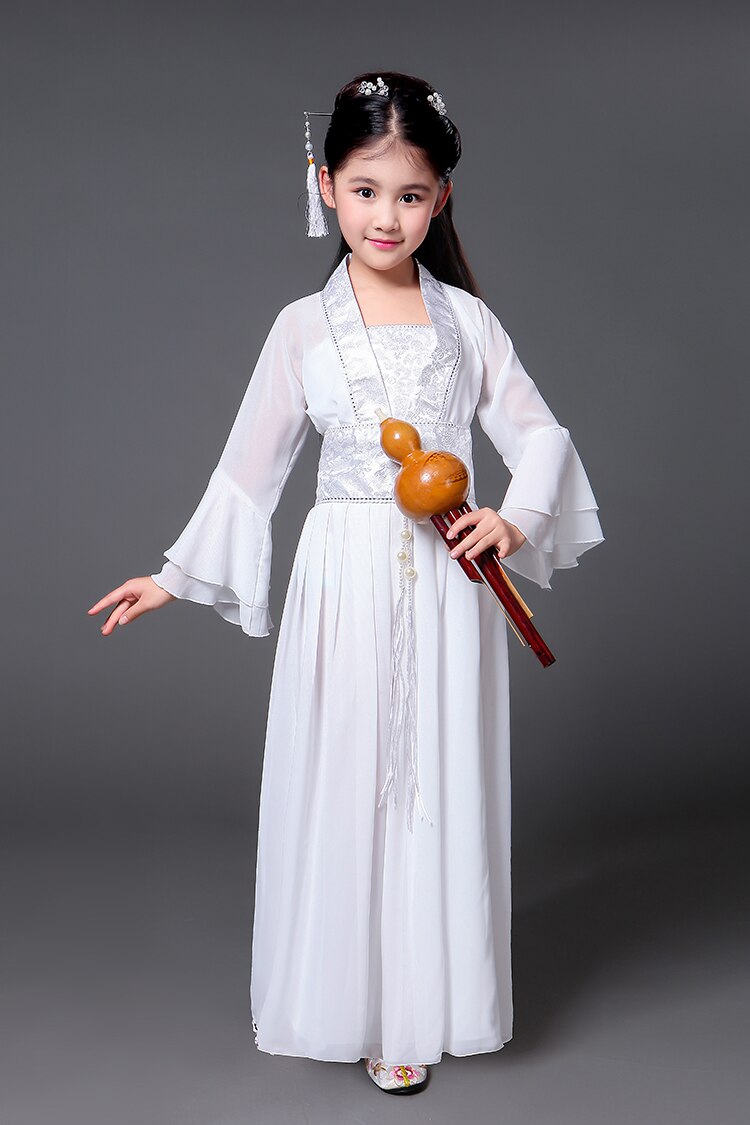Trang phục Hằng Nga trắng  Trang phục biểu diễn Hoa Mai