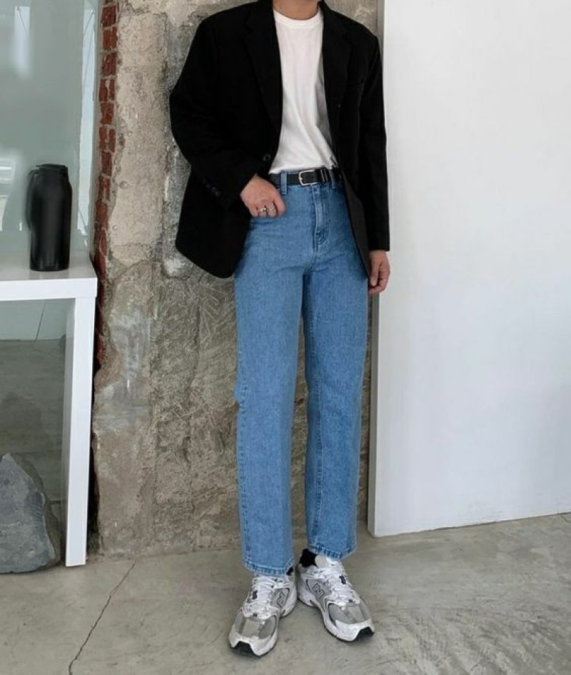 Phong cách thanh lịch cùng cách phối đồ với áo thun tay dài nam