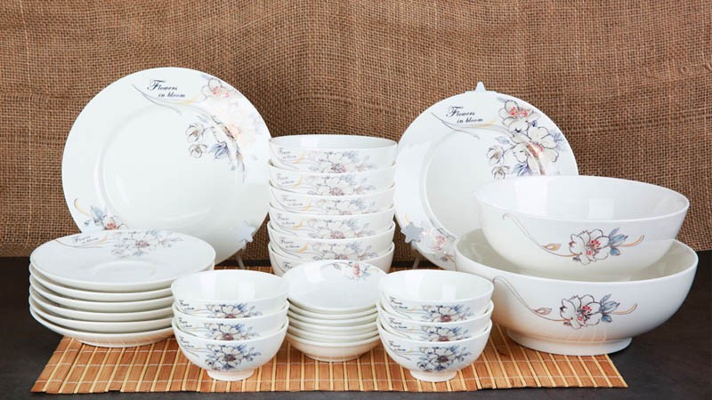 Bộ chén - đĩa quà tặng ngày 22/12