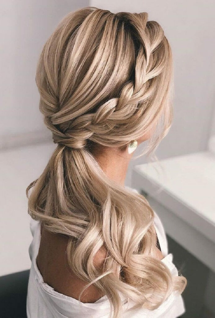 20+ Kiểu Tóc Dự Tiệc Dễ Thực Hiện Và Lộng Lẫy