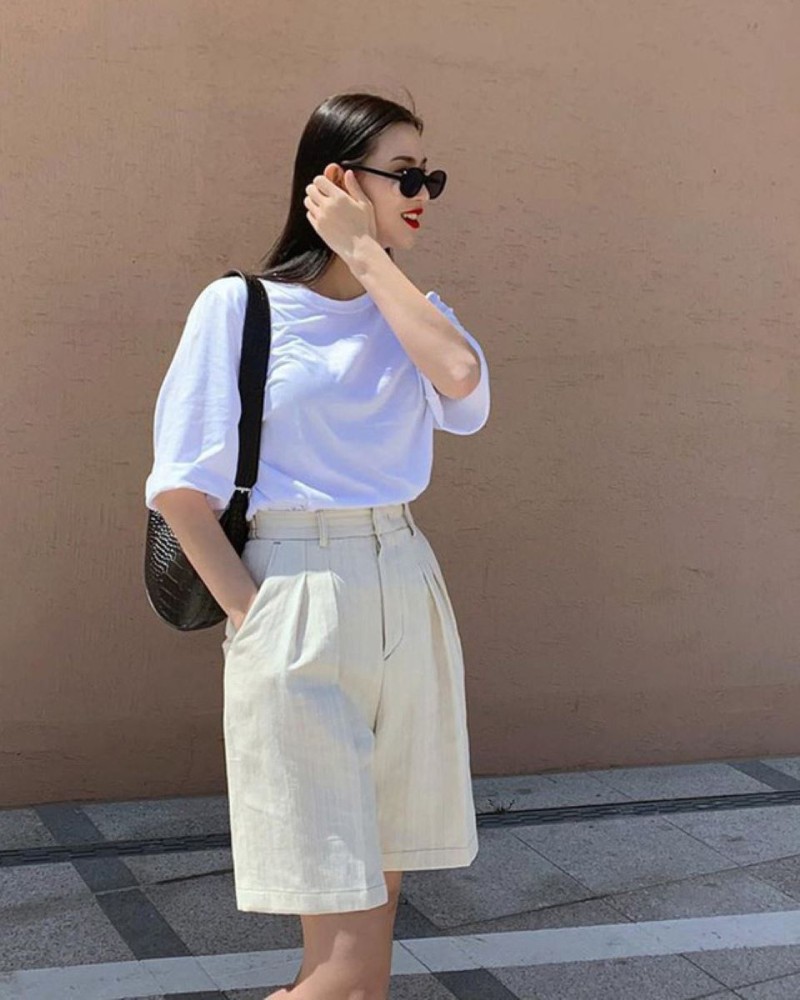 Phối đồ với áo thun trắng nữ phong cách parisian