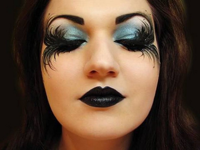 Gợi ý hóa trang mắt ấn tượng cho Halloween - Hình 3
