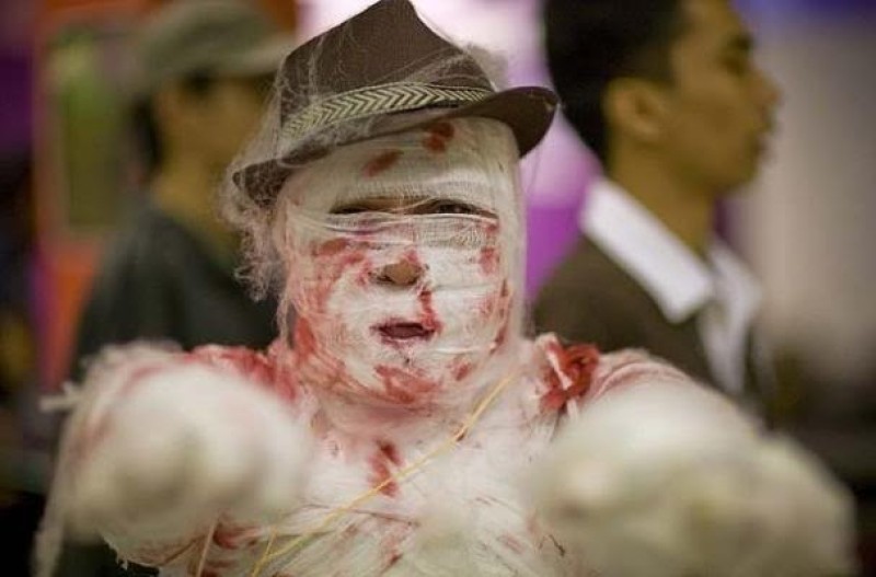 trò đùa lễ hội Halloween 