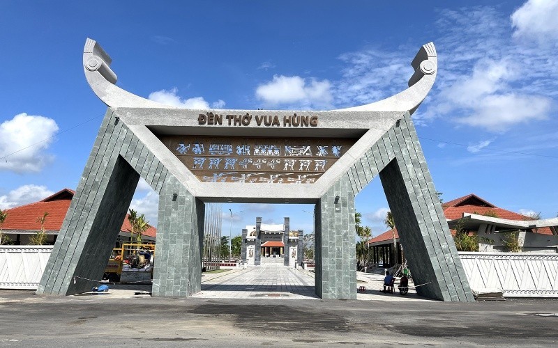 Đền thờ Vua Hùng Cần Thơ