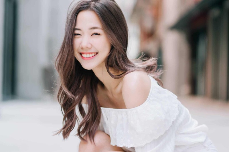 Cách tạo dáng chụp ảnh tự nhiên (5)
