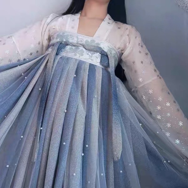 Làm thế nào để giữ cho Hanfu cao ngang ngực không bị rơi