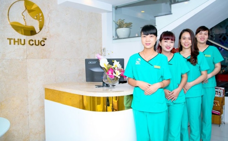 Đội ngũ kỹ thuật viên tại Thu Cúc được đào tạo chuyên nghiệp