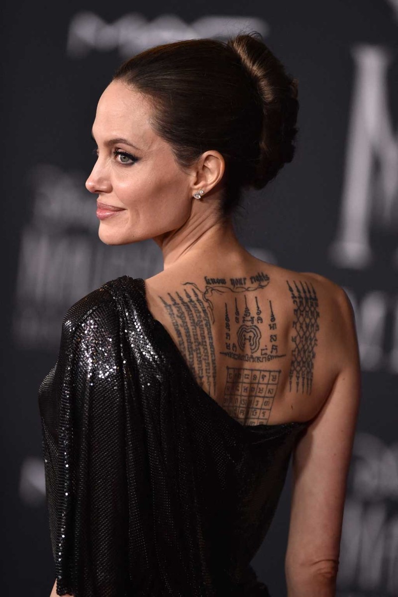 Nữ diễn viên Angelina Jolie tham dự buổi ra mắt thế giới của Disney