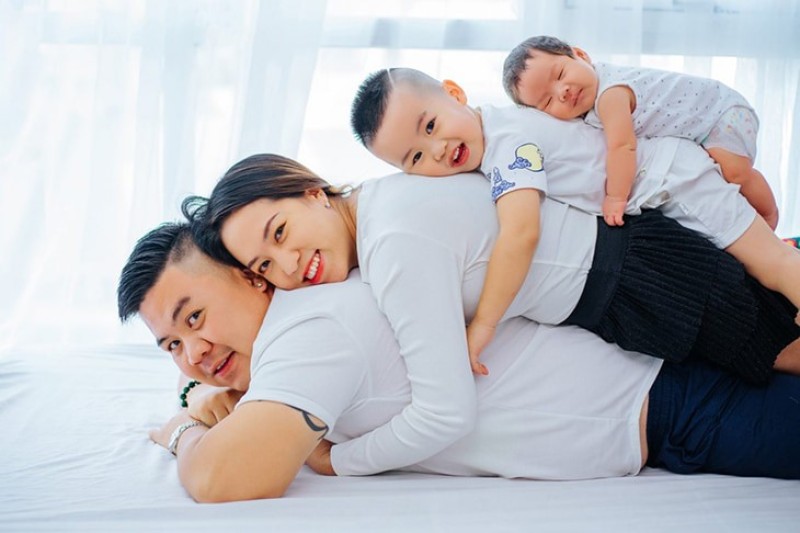 Tư thế kẹp bánh mì