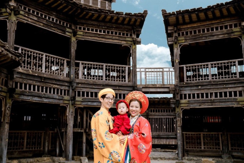 quang ba viet co phuc ra nuoc ngoai anh 7