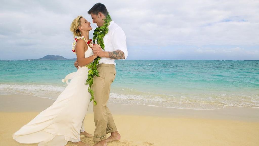 Trang Phục Cưới Hawaii - Những Điều Nên Làm Và Những Điều Nên Tránh