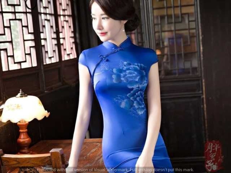 sườn xám ngắn