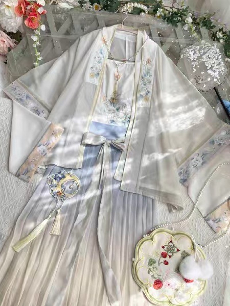 Hanfu trong Hợp phần I: Giới thiệu