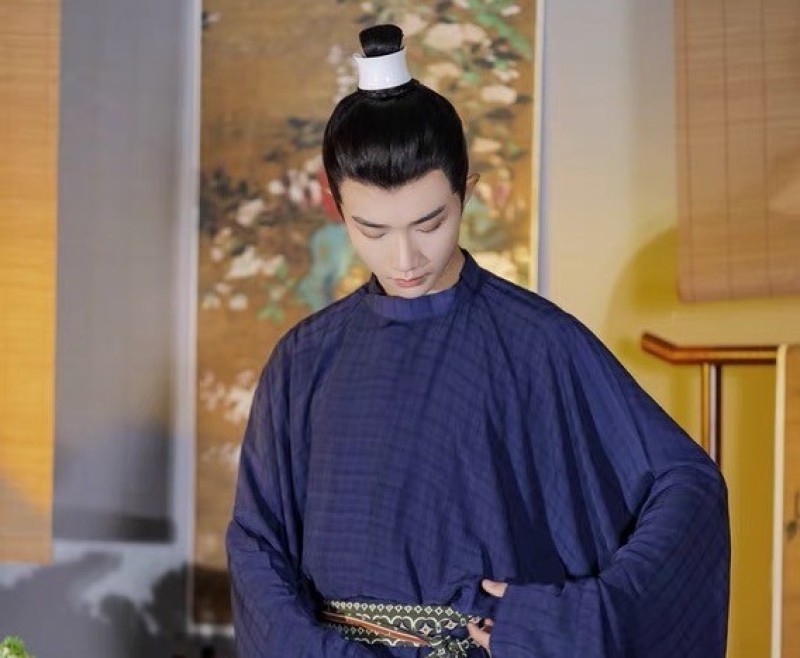 Hanfu trong Thành phần V: Vòng cổ