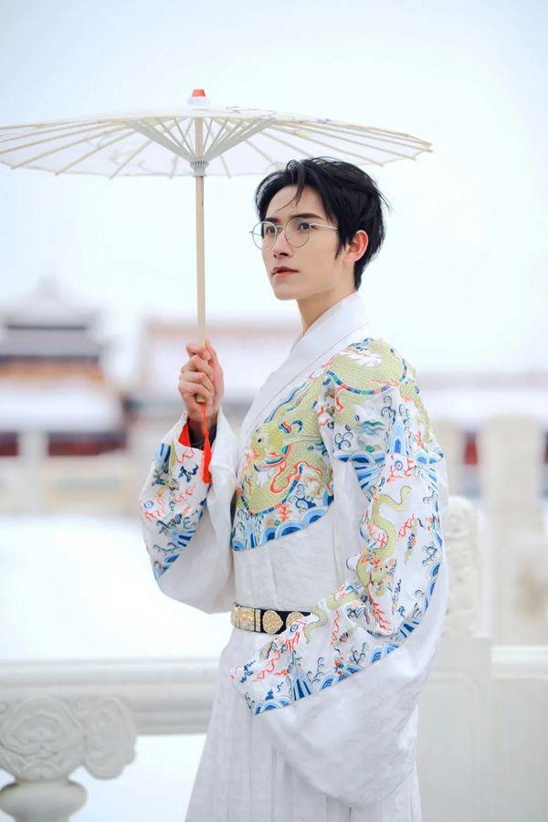 7 Tư Thế Hanfu Cổ Điển Nhất Nam