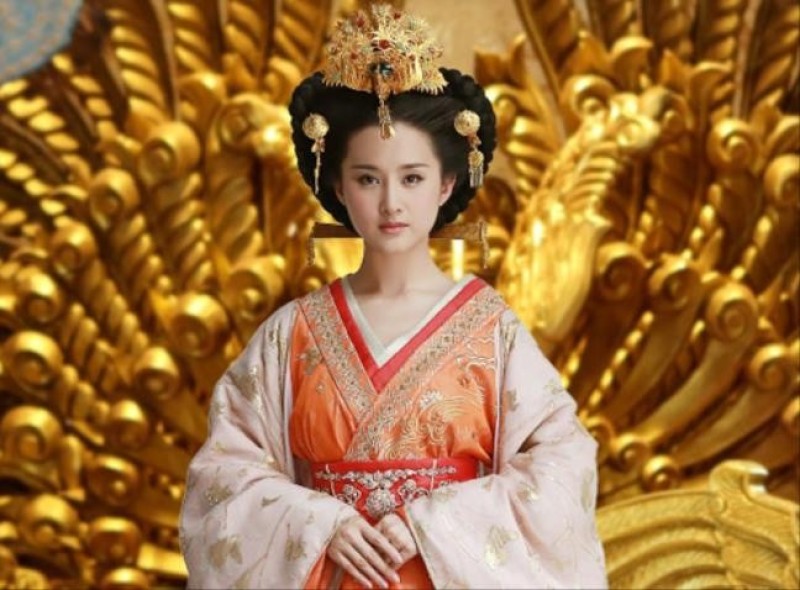 ly-ky-moi-tinh-cua-hoang-hau-dong-tinh-dau-tien-trong-lich-su-hau-cung-tq_1419766.jpg