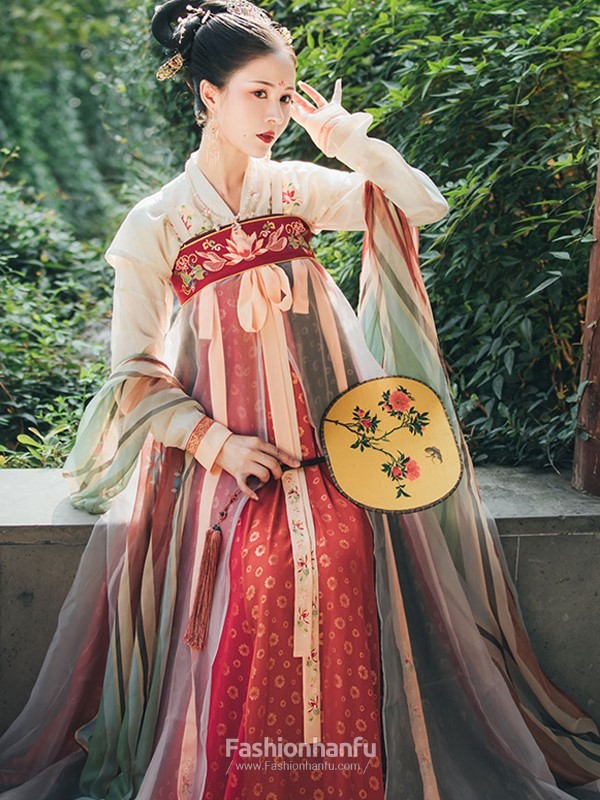 Nên Làm Gì Khi Mặc Hanfu Qixiong Ruqun Luôn Rơi?