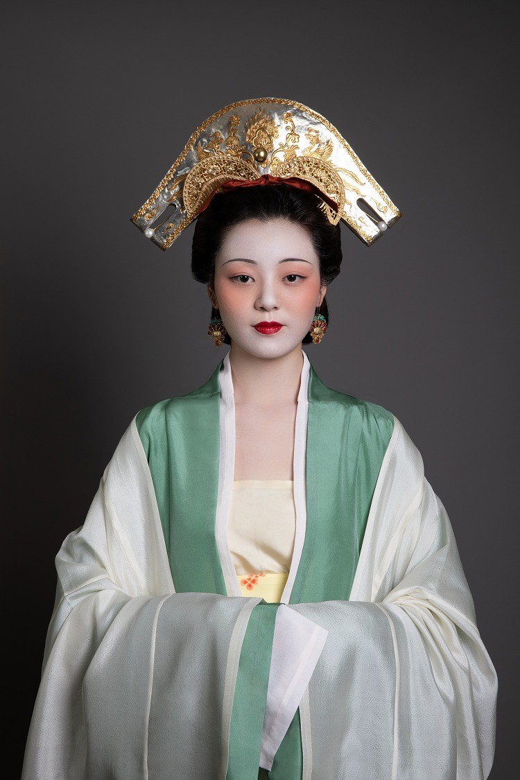 Hanfu & Vương Miện Dựa Trên Di Tích Thời Trung - Hậu Bắc Tống
