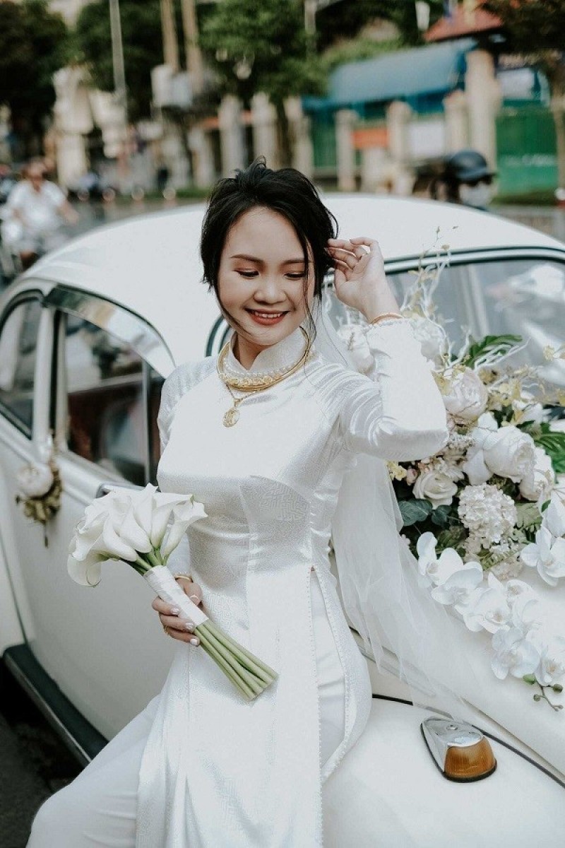 Trang phục cưới Việt Nam thời hiện đại