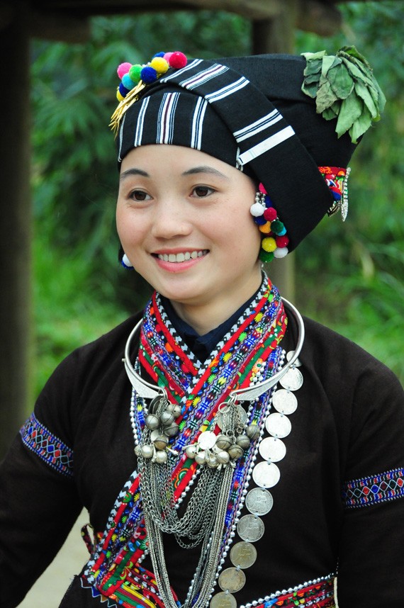 Trang Phục Dân Tộc Truyền Thống Việt Nam – Những Vẻ Đẹp Ẩn Mình