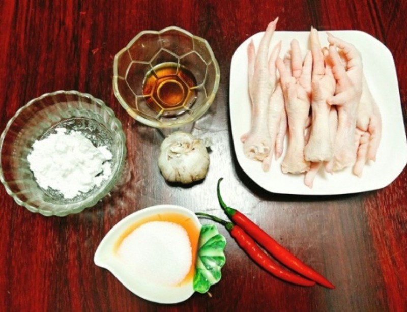 Làm nước chấm gà tắm mắm