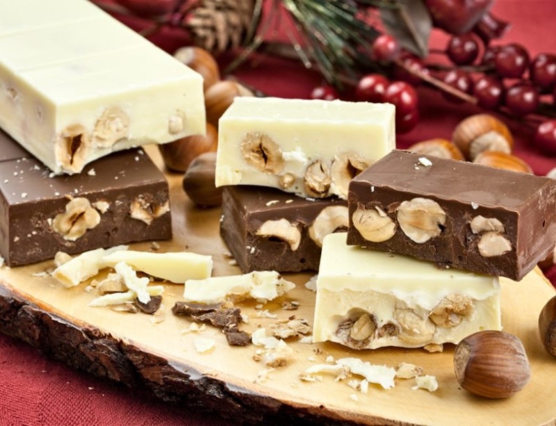 Kẹo Turrón