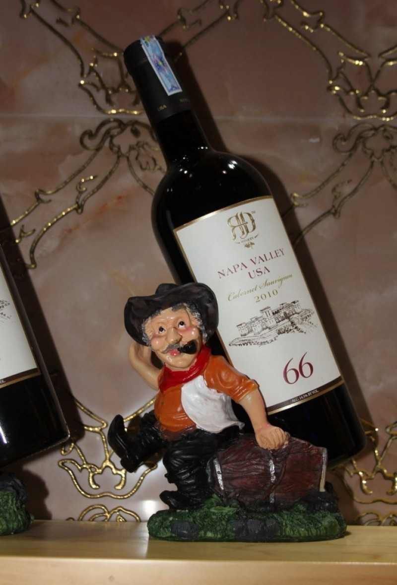 Napa 66 - một trong những loại rượu trứ danh của vùng Napa, bang Califorina, Hoa Kỳ