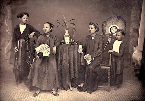 Lịch Sử Phát Triển Áo Dài Việt Nam Qua Các Thời Kỳ