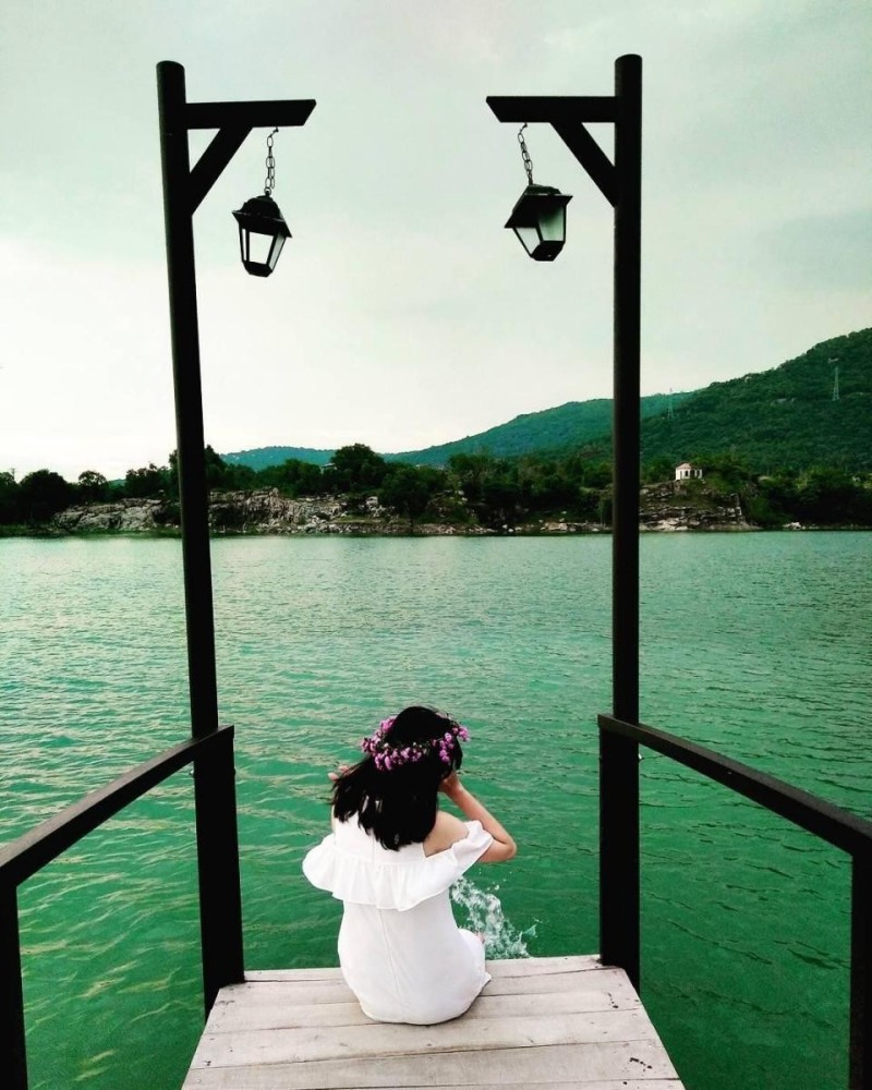 Thỏa đam mê sống ảo với Hồ Đá Xanh
