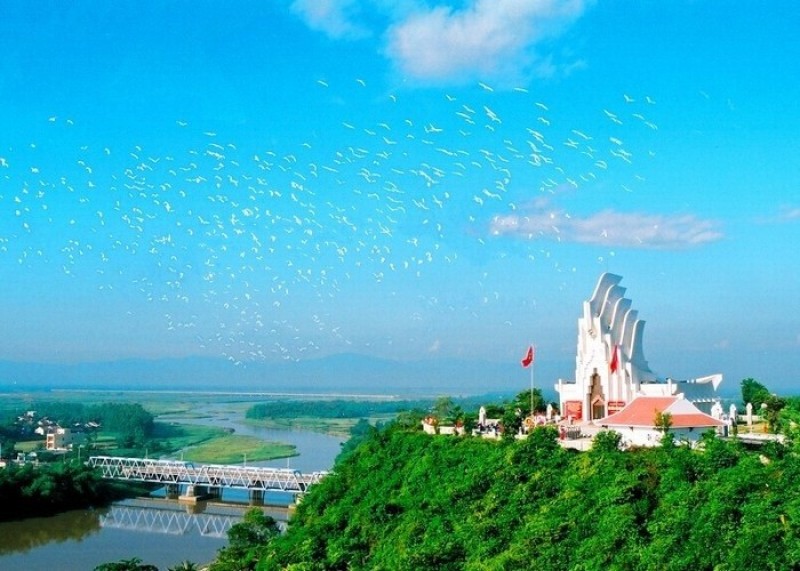 Vẻ đẹp thanh bình của núi Nhạn - sông Đà