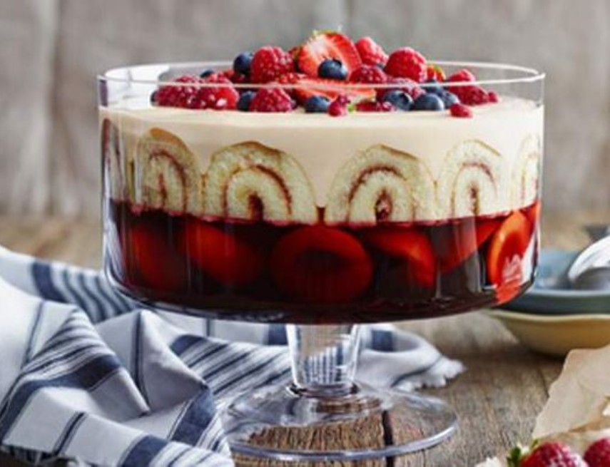 Cách Làm Trifle - Món Tráng Miệng Thơm Ngon Cho Giáng Sinh